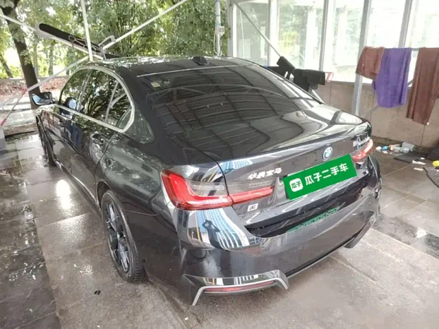 BMW i3 — Фото автомобиля 4