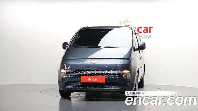 Hyundai Staria Staria Карго 3 места — Фото автомобиля 3