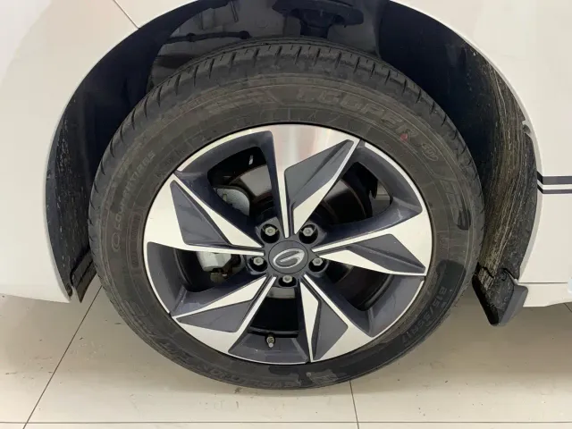 GAC Trumpchi M6 — Фото автомобиля 14