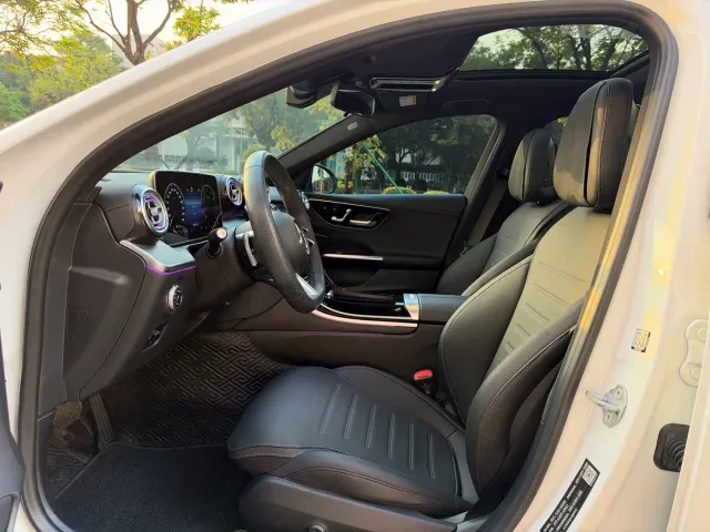 Mercedes-Benz C-Class — Фото автомобиля 6