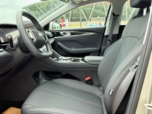 Geely Galaxy Stellar 6 — Фото автомобиля 8