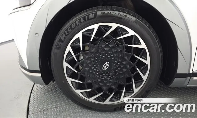 Hyundai Ioniq 5 — Фото автомобиля 5