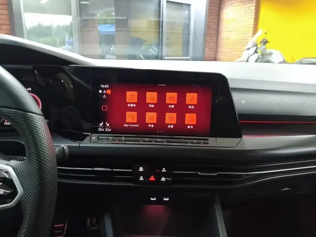 Volkswagen Golf GTI — Фото автомобиля 14