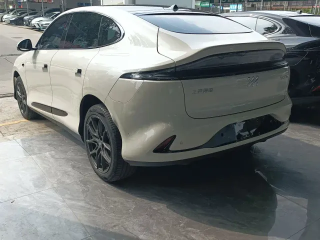 IM Motors IM LS6 2023 Max Standard Edition — Фото автомобиля 9