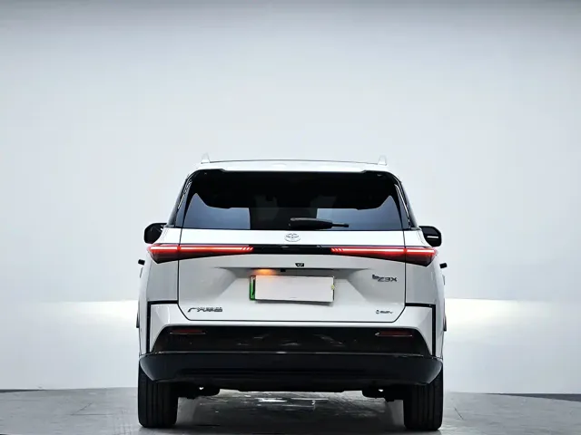 Toyota BoZhi 3X — Фото автомобиля 7