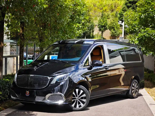 Фотография автомобиля — Mercedes-Benz Vito