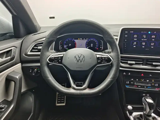 Volkswagen T-Roc — Фото автомобиля 7