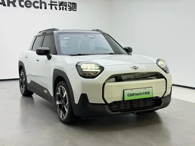MINI Electric MINI ACEMAN — Фото автомобиля 7