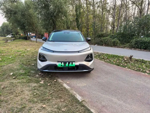 Changan Qiyuan Q05 — Фото автомобиля 2