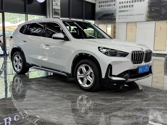 BMW X1 — Фото автомобиля 3