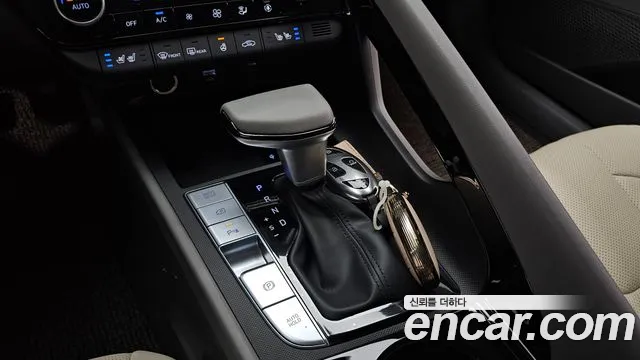 Hyundai Avante CN7 — Фото автомобиля 12