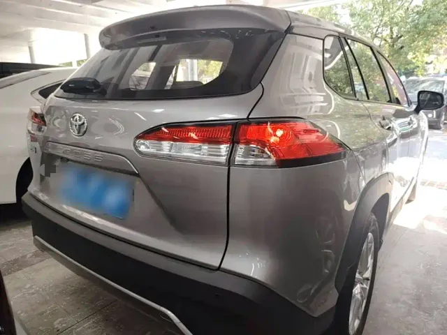Toyota Corolla Cross — Фото автомобиля 6