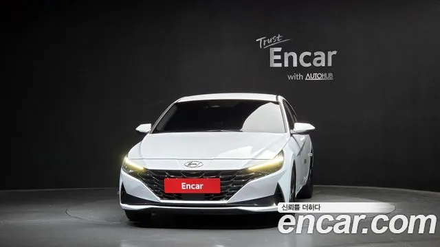 Hyundai Avante CN7 — Фото автомобиля 3