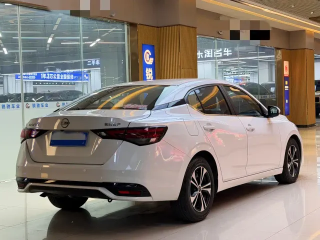 Nissan Sylphy — Фото автомобиля 6