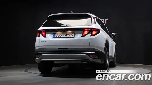 Hyundai Tucson — Фото автомобиля 3