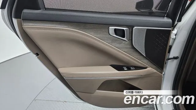 Kia K8 Hybrid — Фото автомобиля 14
