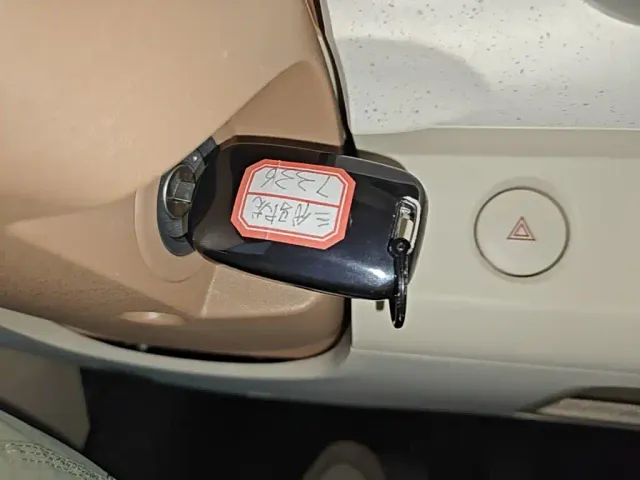 Wuling Hongguang Mini EV — Фото автомобиля 8