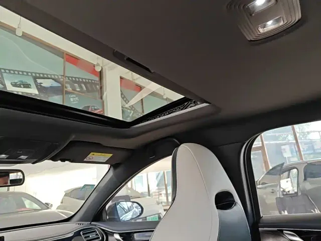 BYD Qin PLUS — Фото автомобиля 17
