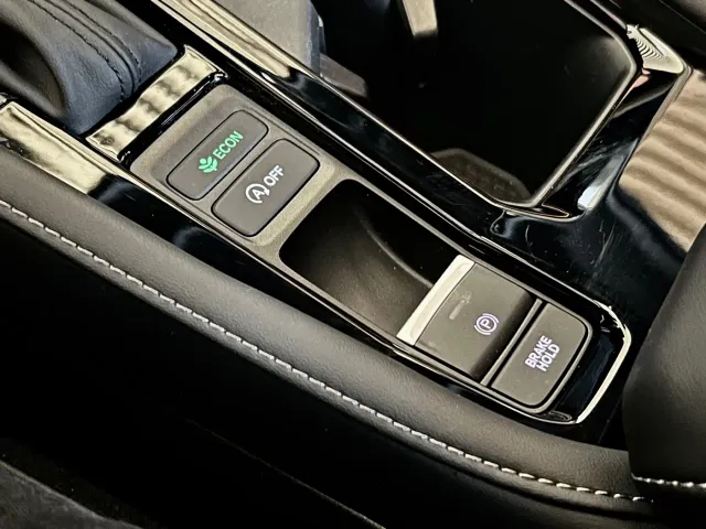 Honda Accord — Фото автомобиля 15