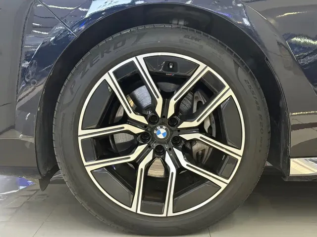 BMW 7 Series — Фото автомобиля 18