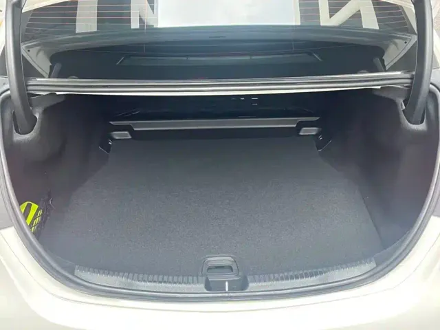 Mercedes-Benz C-Class — Фото автомобиля 7