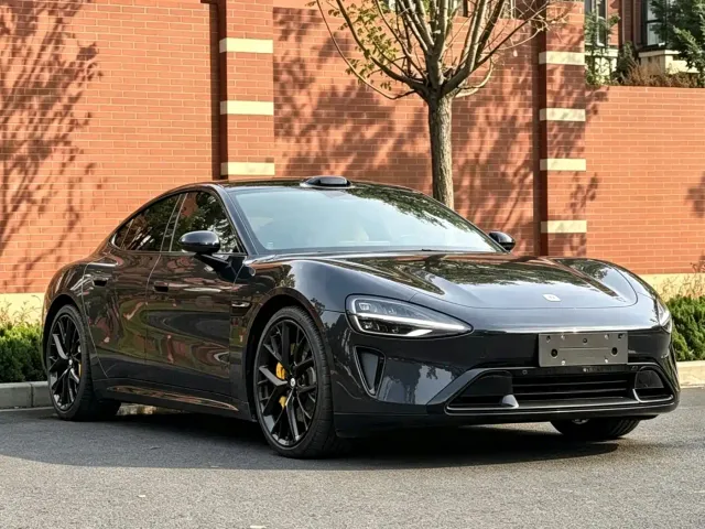 Xiaomi SU7 — Фото автомобиля 3