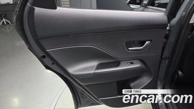 Hyundai Kona Kona (SX2) Бензин 1.6 турбо 2WD — Фото автомобиля 25