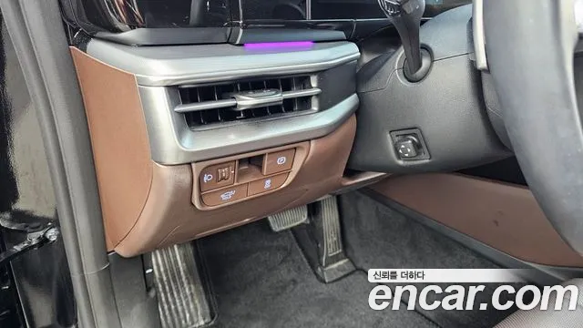 Hyundai Grandeur GN7 — Фото автомобиля 28