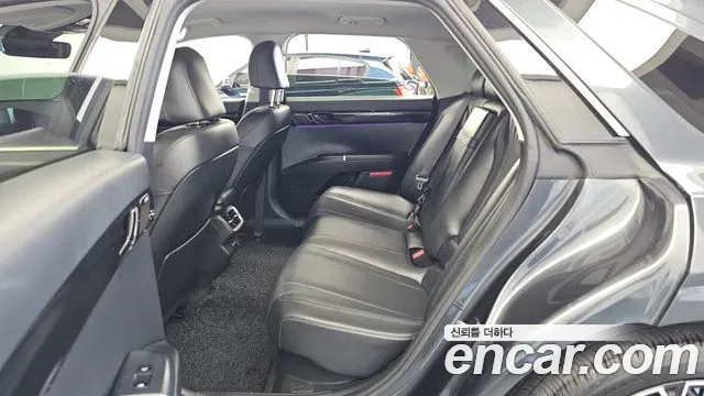 Hyundai Grandeur GN7 — Фото автомобиля 16