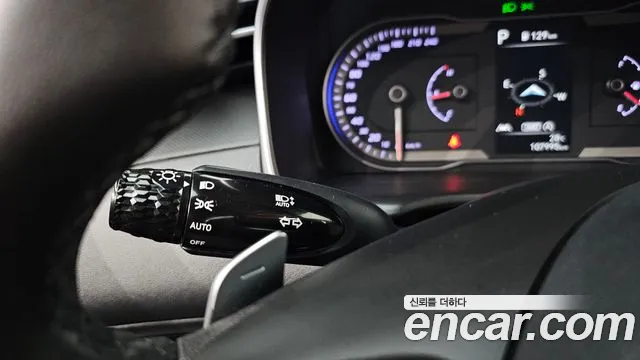 Hyundai Tucson Tucson (NX4) Бензин 1.6 турбо 2WD — Фото автомобиля 28