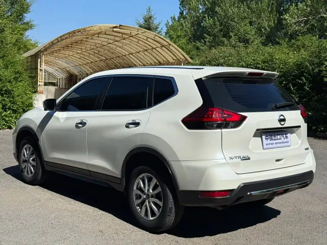 Nissan X-Trail — Фото автомобиля 23