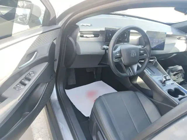 BYD Qin PLUS — Фото автомобиля 15