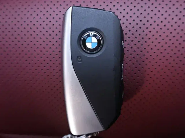 BMW 5 Series — Фото автомобиля 25