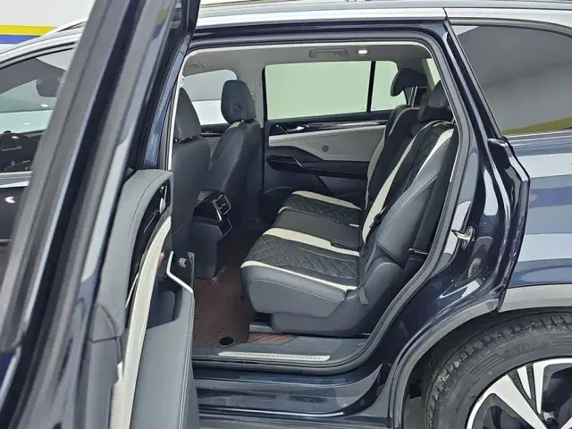 Volkswagen ID.6 Crozz — Фото автомобиля 11