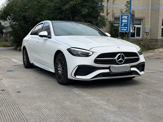 Mercedes-Benz C-Class — Фото автомобиля 3