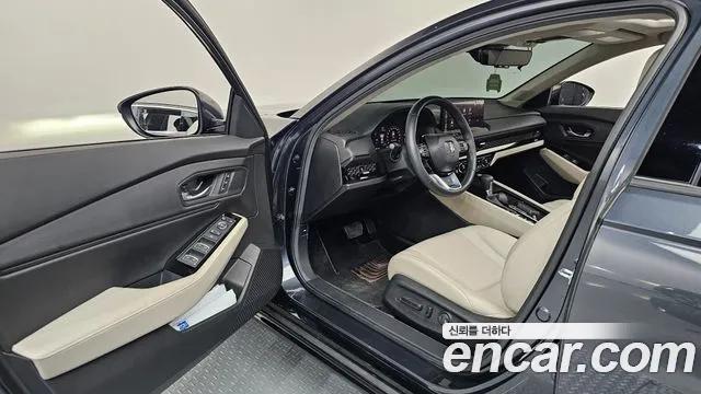 Honda Accord Generation 11 — Фото автомобиля 10