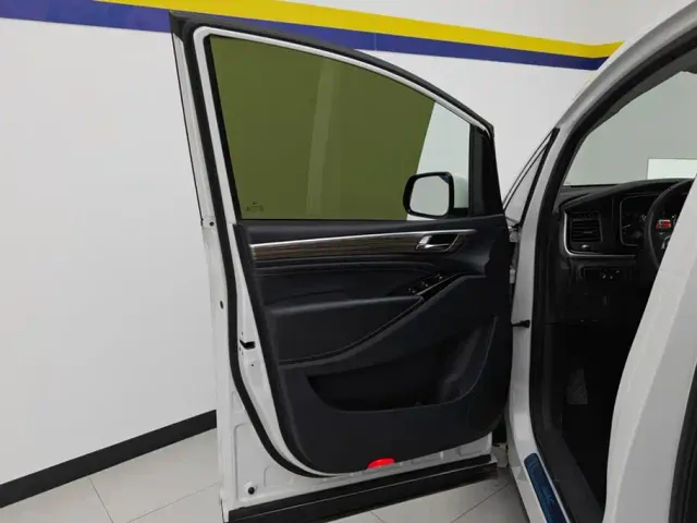 GAC Trumpchi M8 — Фото автомобиля 7
