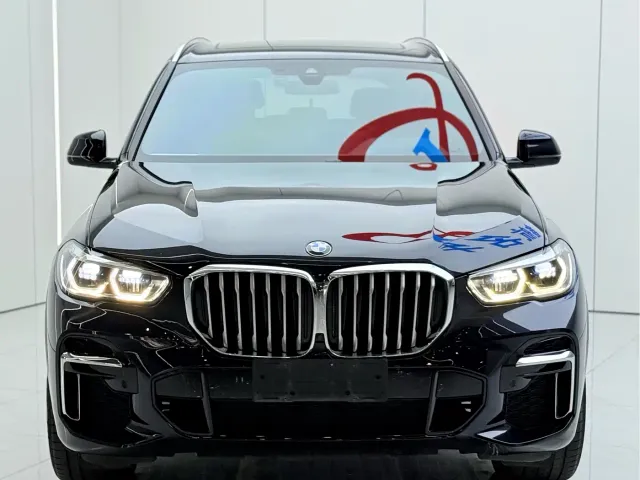 BMW X5 — Фото автомобиля 3