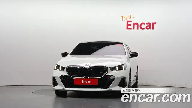 BMW i5 G60 — Фото автомобиля 3