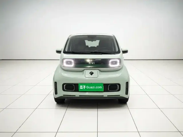 Baojun KiWi EV — Фото автомобиля 2