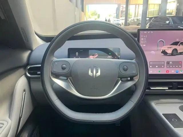 Leapmotor A10 — Фото автомобиля 13