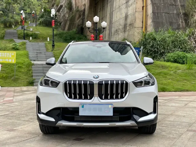 BMW X1 — Фото автомобиля 2
