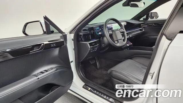 Hyundai Grandeur GN7 — Фото автомобиля 15