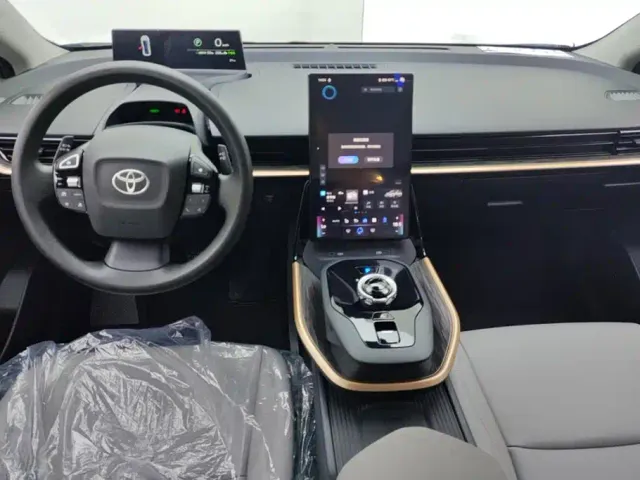 Toyota bZ3 — Фото автомобиля 12