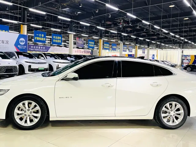 Chevrolet Malibu XL — Фото автомобиля 4