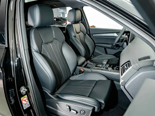 Audi Q5L — Фото автомобиля 20