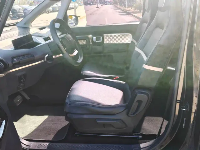 Baojun KiWi EV — Фото автомобиля 7