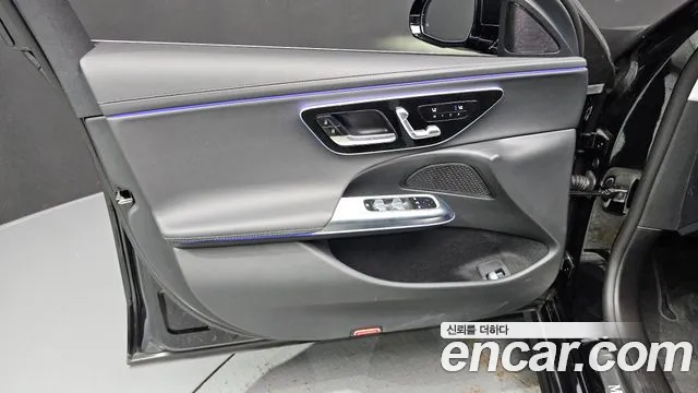 Mercedes-Benz E-Class — Фото автомобиля 20