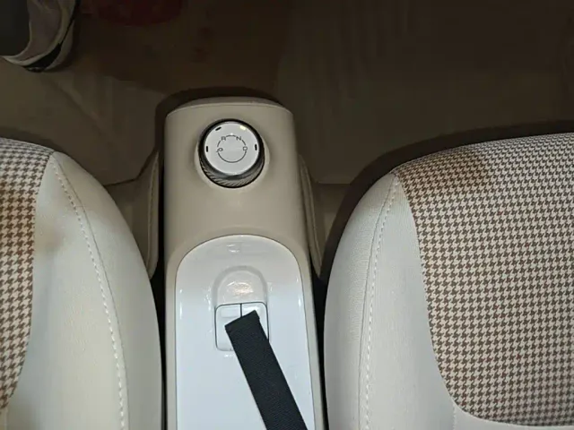 Wuling Hongguang Mini EV — Фото автомобиля 13