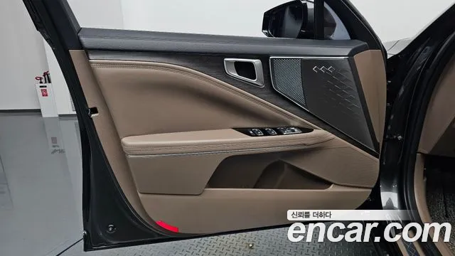 Kia K8 — Фото автомобиля 13